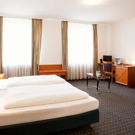 Hansadom 3* Köln