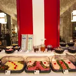 Hotel Ina Royal 3*