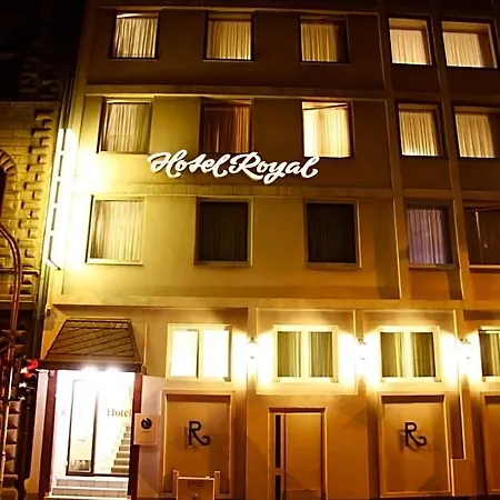 Hansadom Hotell 3*