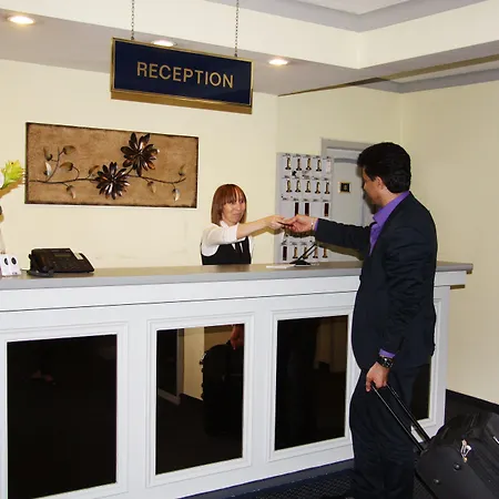 Hansadom By Mayburgh Hotel 3*