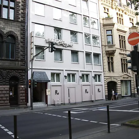 Ina Royal Hotel