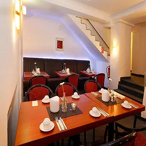 Ina Royal Hotel 3*