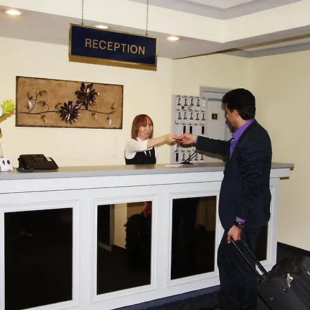 Ina Royal Hotel Kolín nad Rýnem