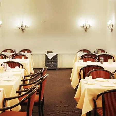 Ina Royal Hotel Cologne