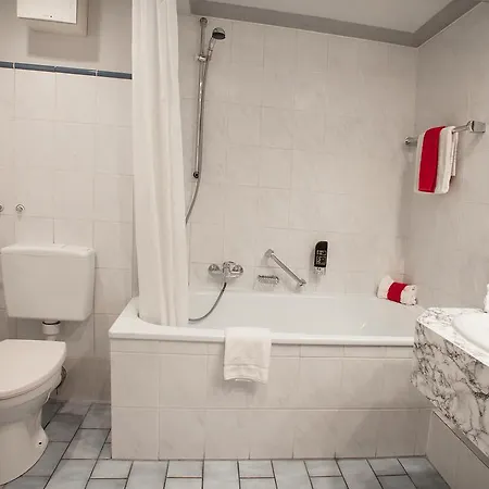 Ina Royal Kolín nad Rýnem