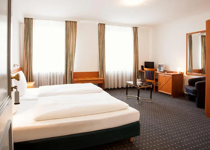 Ina Royal 3* Cologne