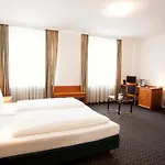 Ina Royal 3*
