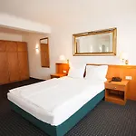 Ina Royal 3* Köln