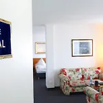 Hotel Ina Royal 3*