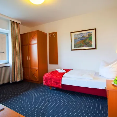 Ina Royal Hotel Köln